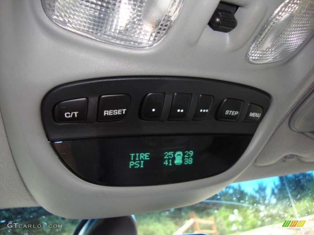 2003 Grand Cherokee Overland 4x4 - Graphite Metallic / Dark Slate Gray/Light Slate Gray photo #21