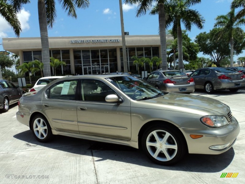 Golden Sand Metallic Infiniti I