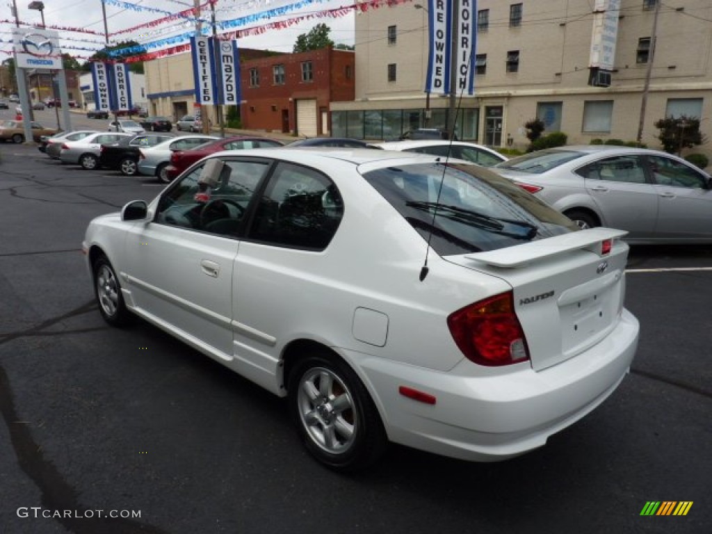 2003 Accent GT Coupe - Noble White / Gray photo #3