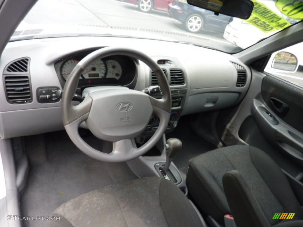 Gray Interior 2003 Hyundai Accent GT Coupe Photo #50874658