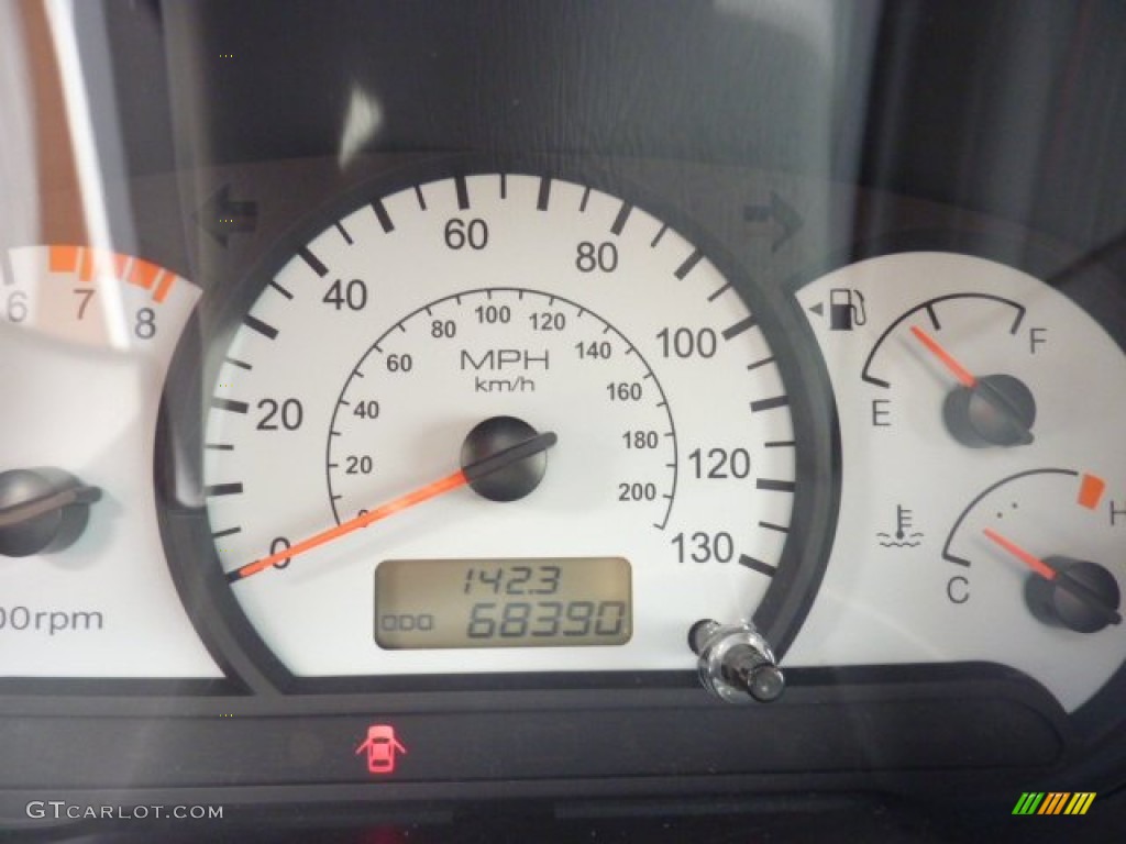 2003 Accent GT Coupe - Noble White / Gray photo #19