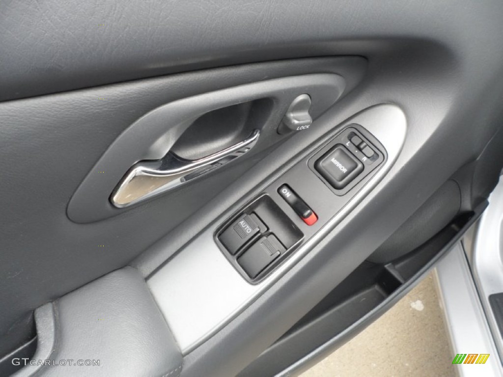 2001 Honda Accord EX Coupe Controls Photo #50874922