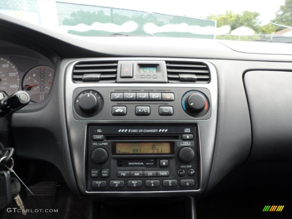 2001 Honda Accord EX Coupe Controls Photo #50875012