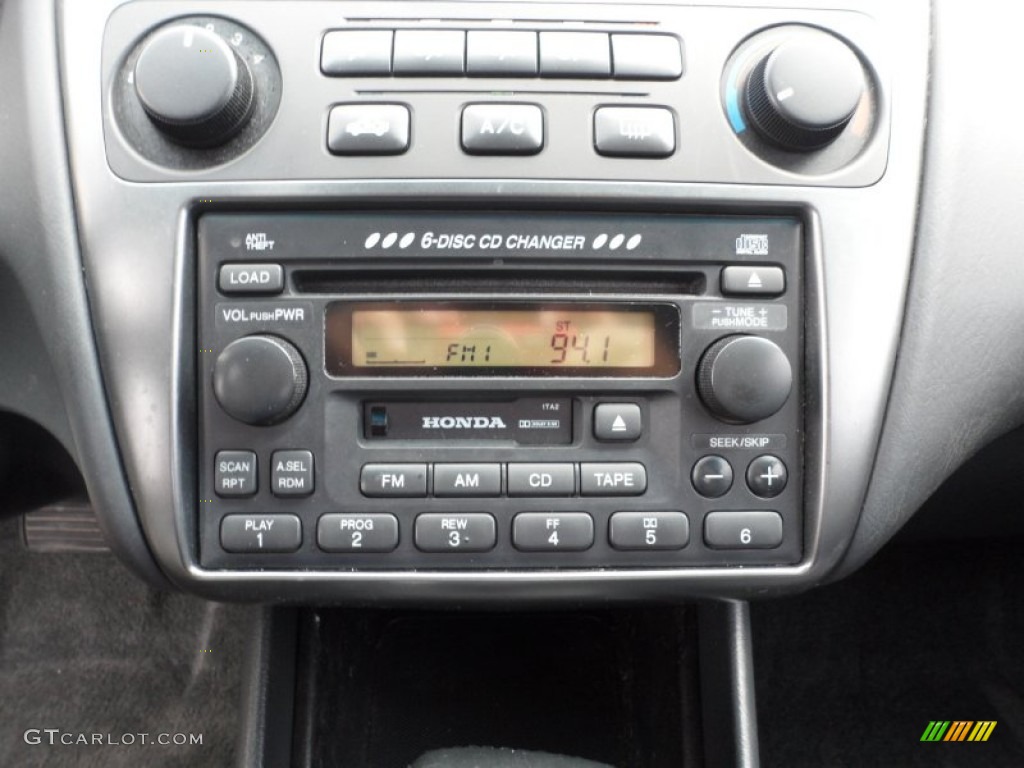 2001 Honda Accord EX Coupe Controls Photo #50875039