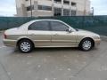 2004 Desert Sand Hyundai Sonata   photo #2