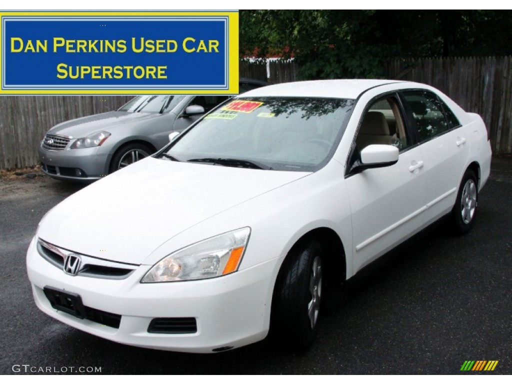 2006 Accord LX Sedan - Taffeta White / Ivory photo #1