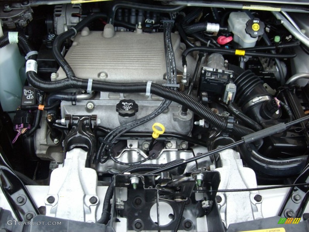 2006 Saturn Relay 2 Engine Photos