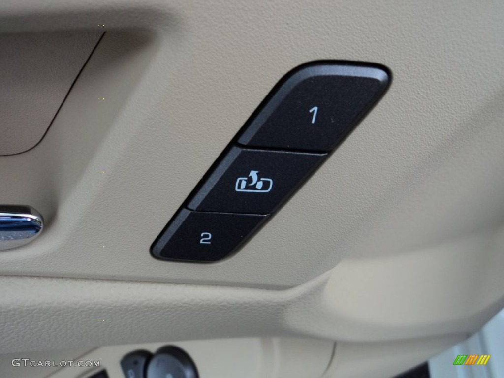 2009 CTS 4 AWD Sedan - White Diamond Tri-Coat / Cashmere/Cocoa photo #21