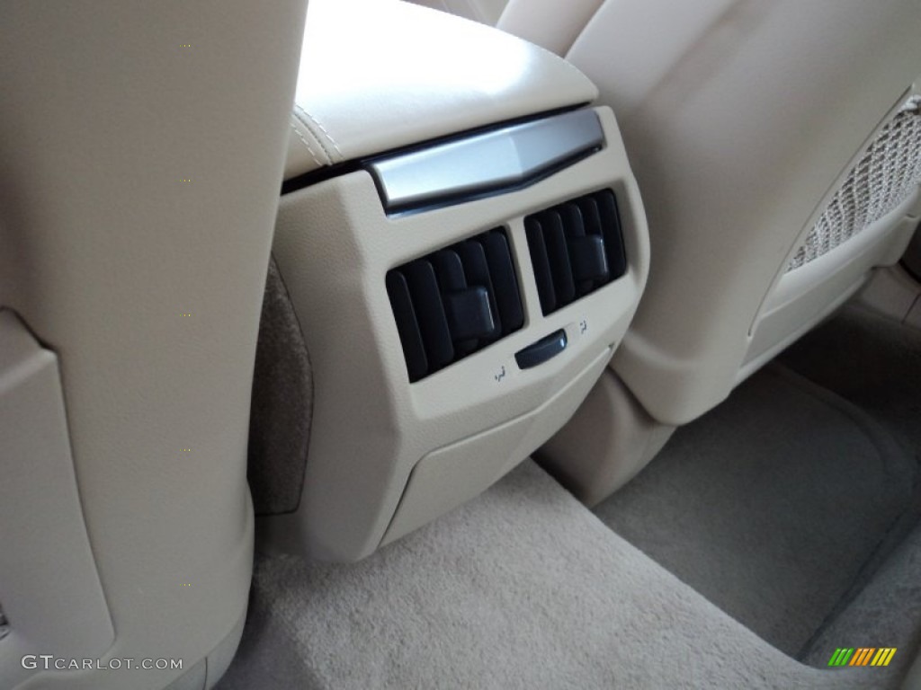 2009 CTS 4 AWD Sedan - White Diamond Tri-Coat / Cashmere/Cocoa photo #25