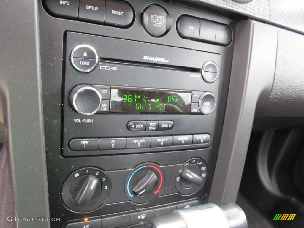 2008 Ford Mustang GT Premium Coupe Controls Photo #50877325
