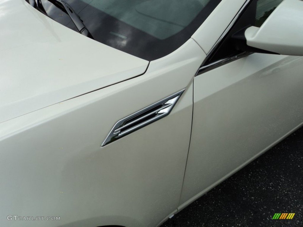 2009 CTS 4 AWD Sedan - White Diamond Tri-Coat / Cashmere/Cocoa photo #34
