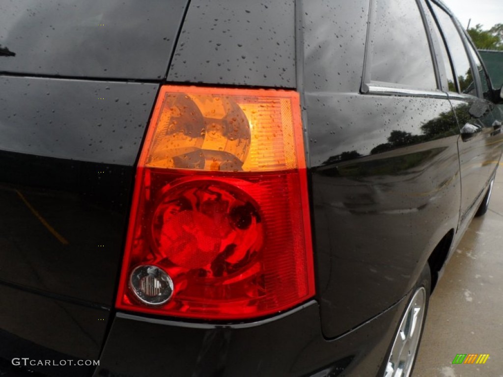 2008 Pacifica Limited - Brilliant Black Crystal Pearlcoat / Pastel Slate Gray photo #19