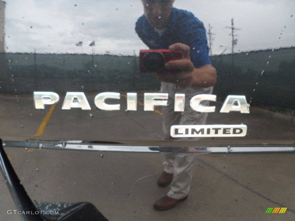 2008 Pacifica Limited - Brilliant Black Crystal Pearlcoat / Pastel Slate Gray photo #21