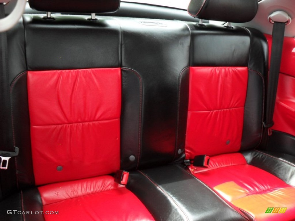 Black/Red Interior 2003 Volkswagen New Beetle GLS 1.8T Coupe Photo #50878480