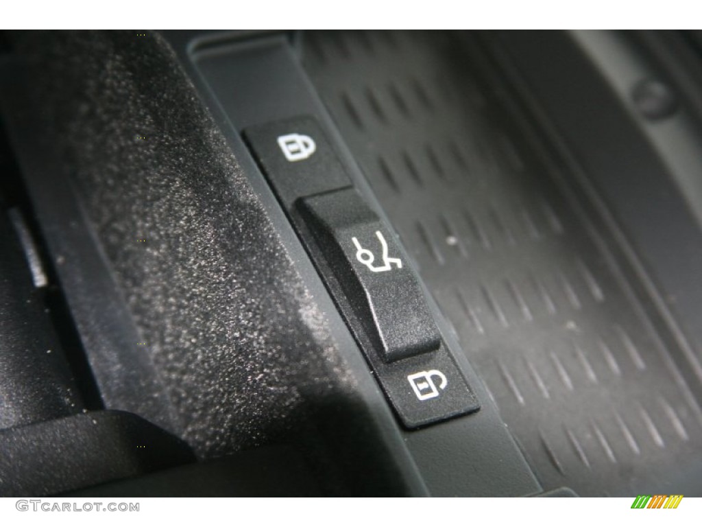 2012 BMW 7 Series 750Li Sedan Controls Photo #50878855