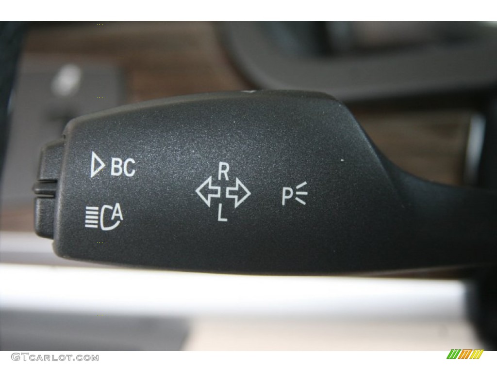 2012 BMW 7 Series 750Li Sedan Controls Photo #50878927