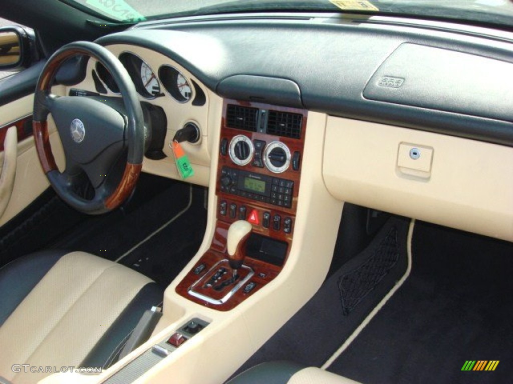 2004 Mercedes-Benz SLK 320 Roadster Sienna Beige Dashboard Photo #50879221