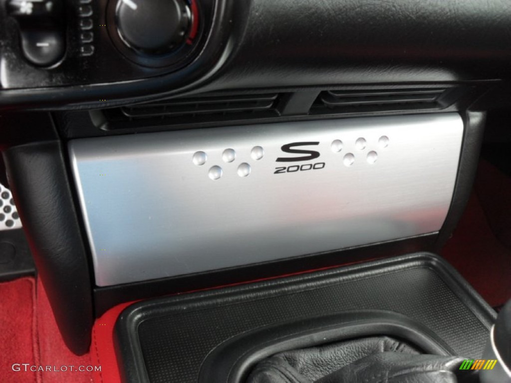 2005 S2000 Roadster - Sebring Silver Metallic / Red/Black photo #19