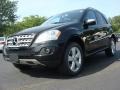 Black - ML 350 4Matic Photo No. 1