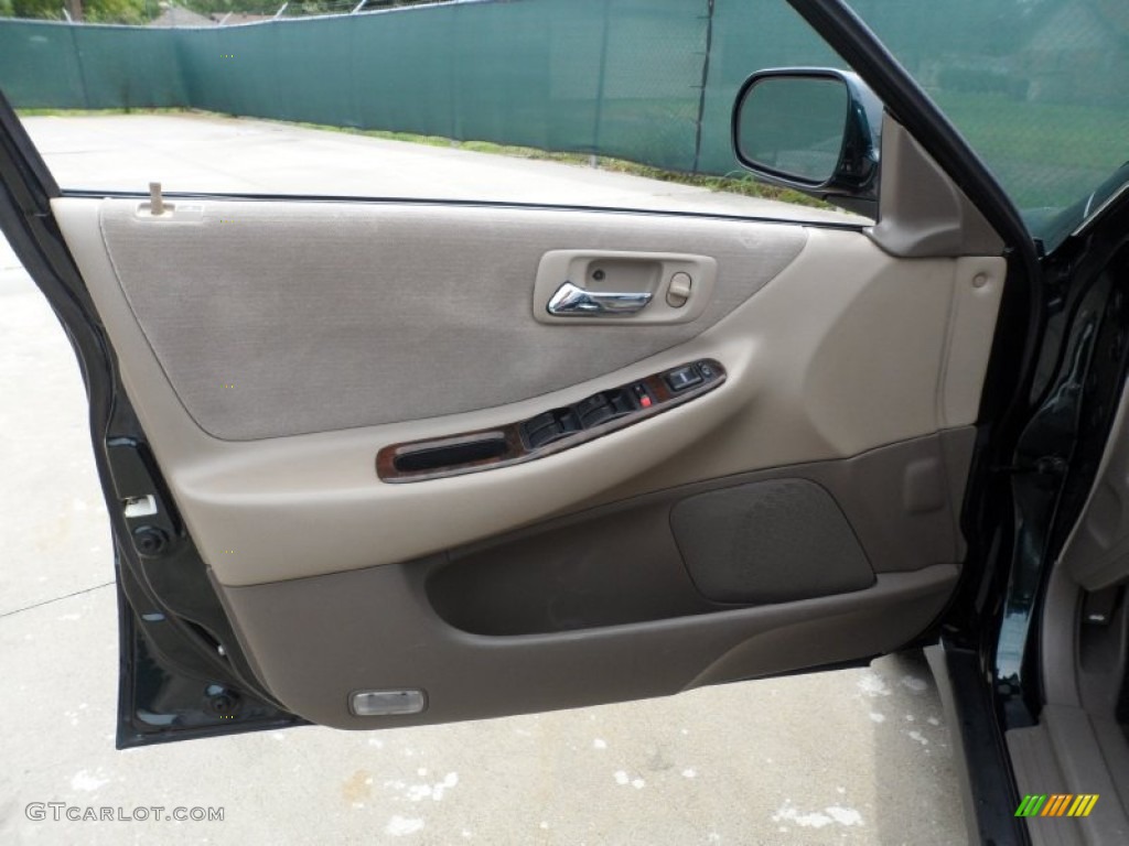 2000 Honda Accord SE Sedan Ivory Door Panel Photo #50880067