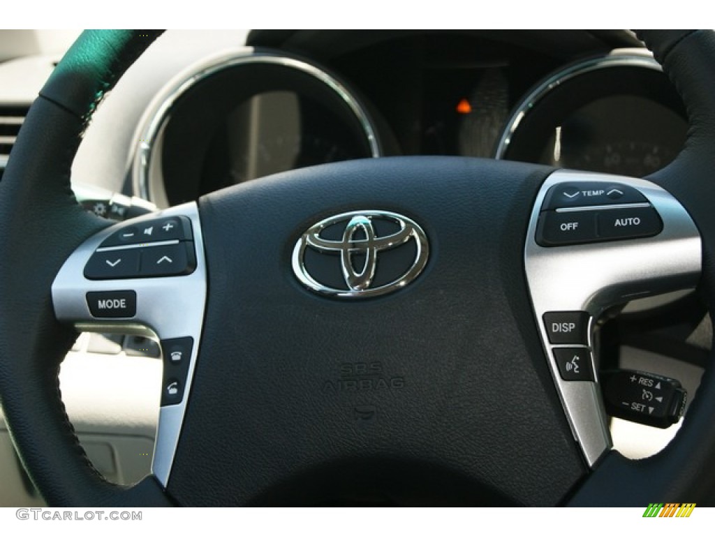 2011 Highlander Limited 4WD - Black / Ash photo #14