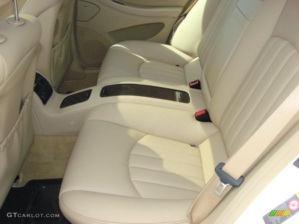 Ash Interior 2011 Mercedes-Benz CLS 550 Photo #50881423