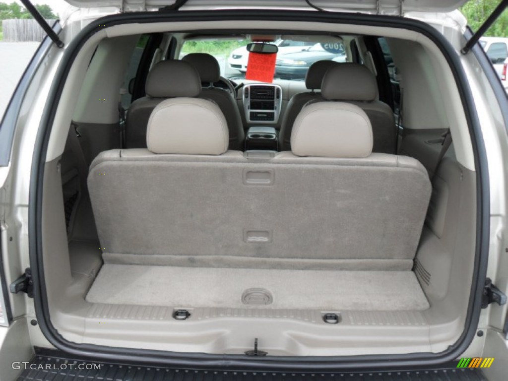 2005 Mercury Mountaineer V6 Premier Trunk Photo #50881540