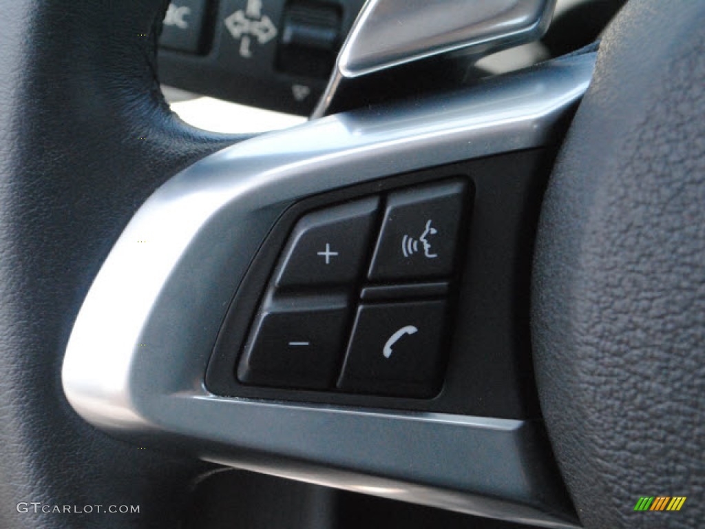 2010 BMW Z4 sDrive30i Roadster Controls Photo #50882035