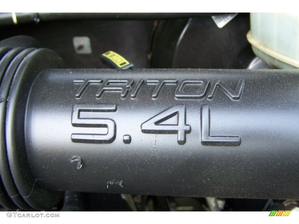 2001 Ford Excursion Limited Engine Photos