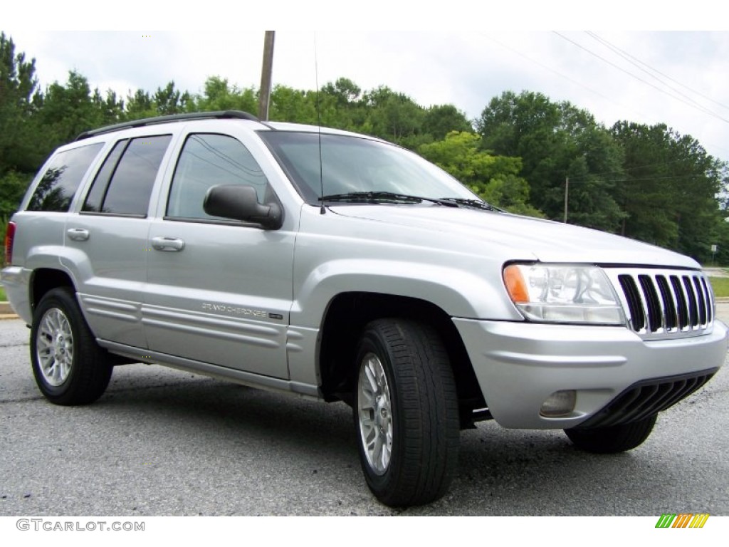 2002 Grand Cherokee Limited 4x4 - Bright Silver Metallic / Dark Slate Gray photo #3