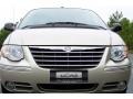 Linen Gold Metallic 2006 Chrysler Town & Country Limited
