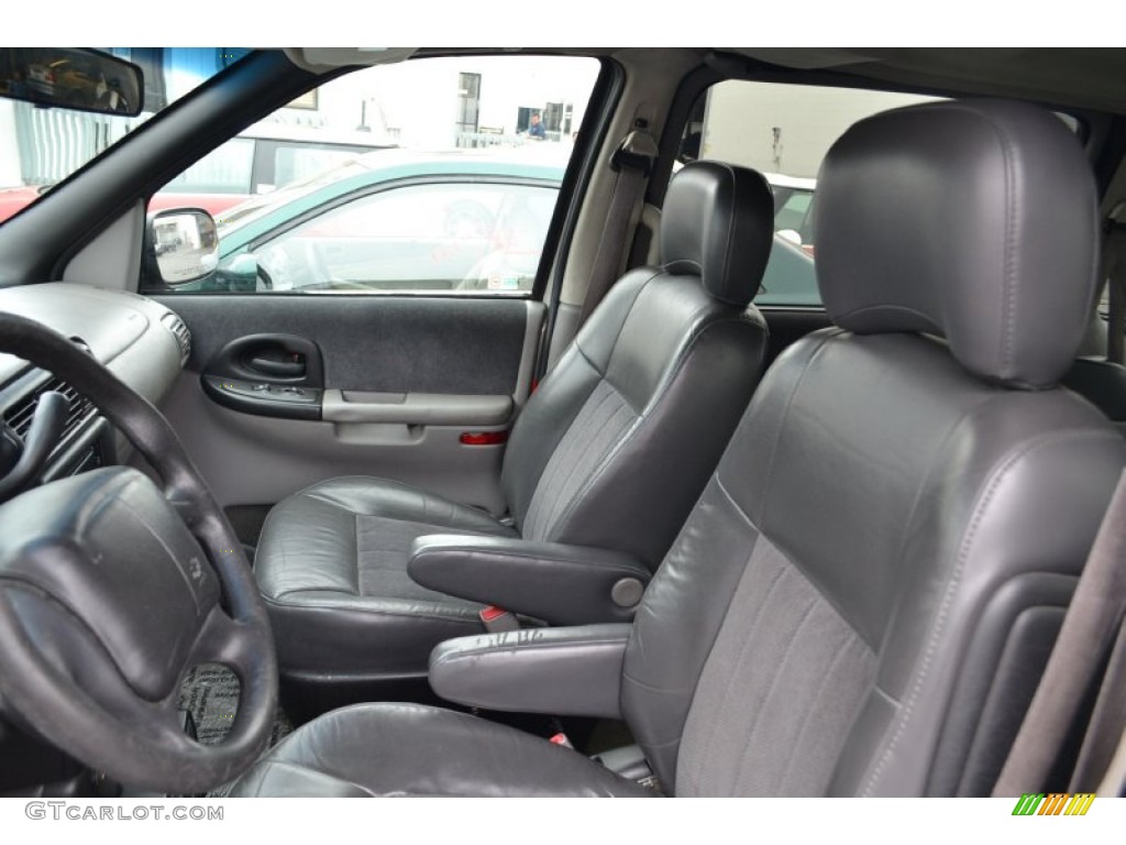 Medium Gray Interior 2001 Chevrolet Venture LS Photo #50885440