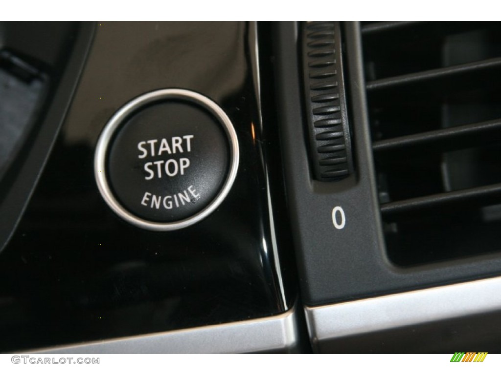 2010 BMW X6 M Standard X6 M Model Controls Photo #50890564