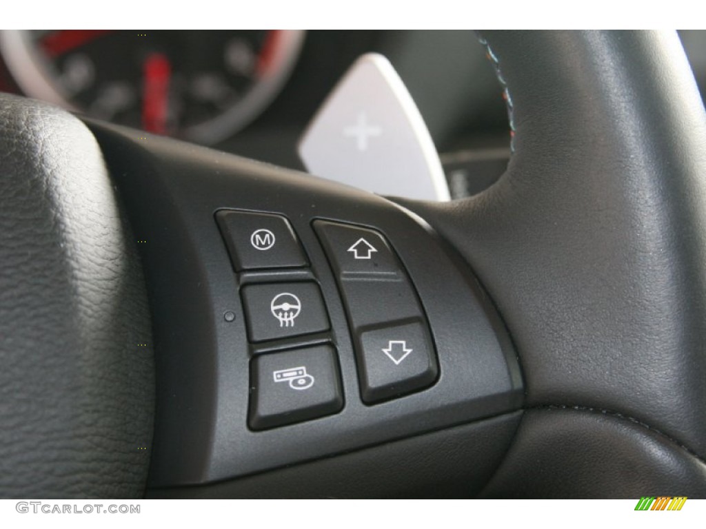 2010 BMW X6 M Standard X6 M Model Controls Photo #50890579