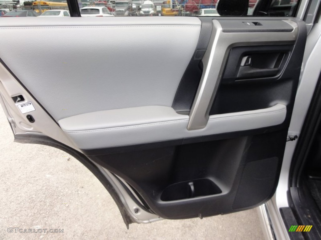 2010 4Runner SR5 4x4 - Classic Silver Metallic / Graphite photo #28