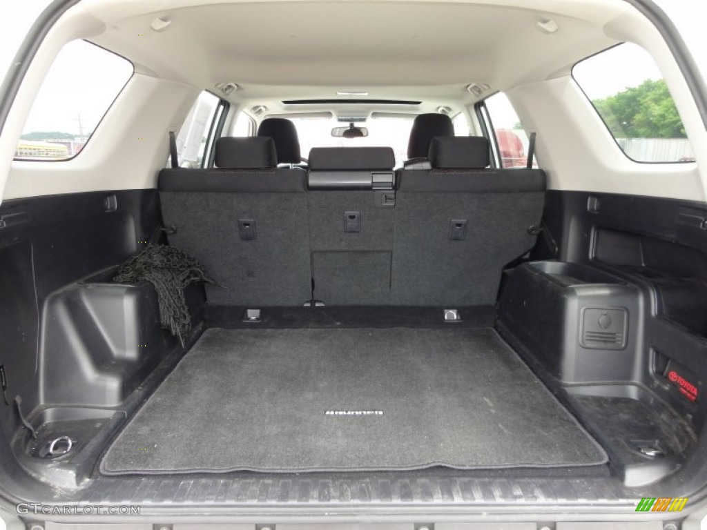 2010 4Runner SR5 4x4 - Classic Silver Metallic / Graphite photo #31