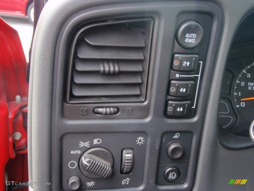 2005 Chevrolet Silverado 1500 Z71 Regular Cab 4x4 Controls Photos