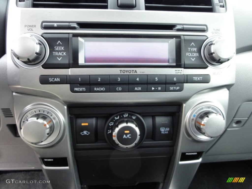 2010 4Runner SR5 4x4 - Classic Silver Metallic / Graphite photo #45