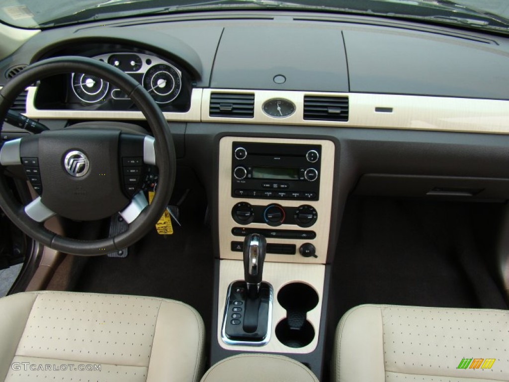 2009 Mercury Sable Sedan Dashboard Photos