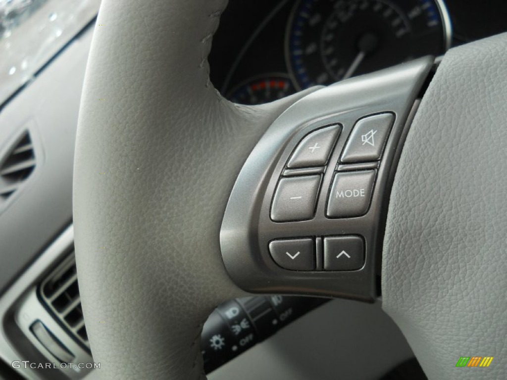 2010 Subaru Forester 2.5 X Limited Controls Photo #50892304