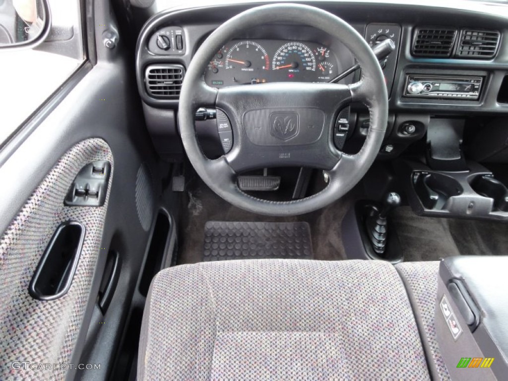1999 Dodge Ram 2500 SLT Extended Cab 4x4 Mist Gray Dashboard Photo #50892328