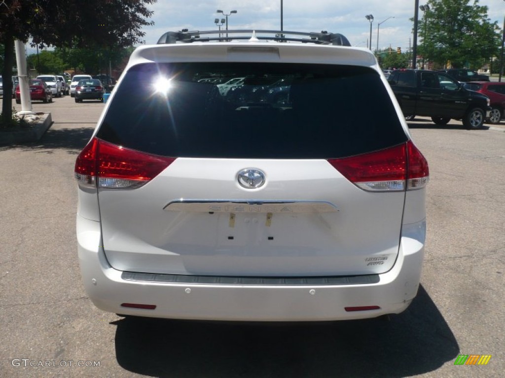 2011 Sienna Limited AWD - Super White / Bisque photo #5
