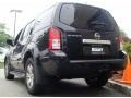 Super Black - Pathfinder LE 4x4 Photo No. 4