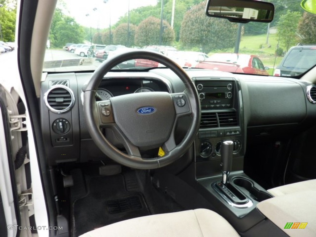 2008 Ford Explorer Sport Trac XLT 4x4 Dark Charcoal Dashboard Photo #50900428