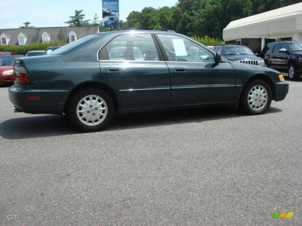 1996 Accord EX Sedan - Dark Eucalyptus Green Pearl Metallic / Gray photo #3