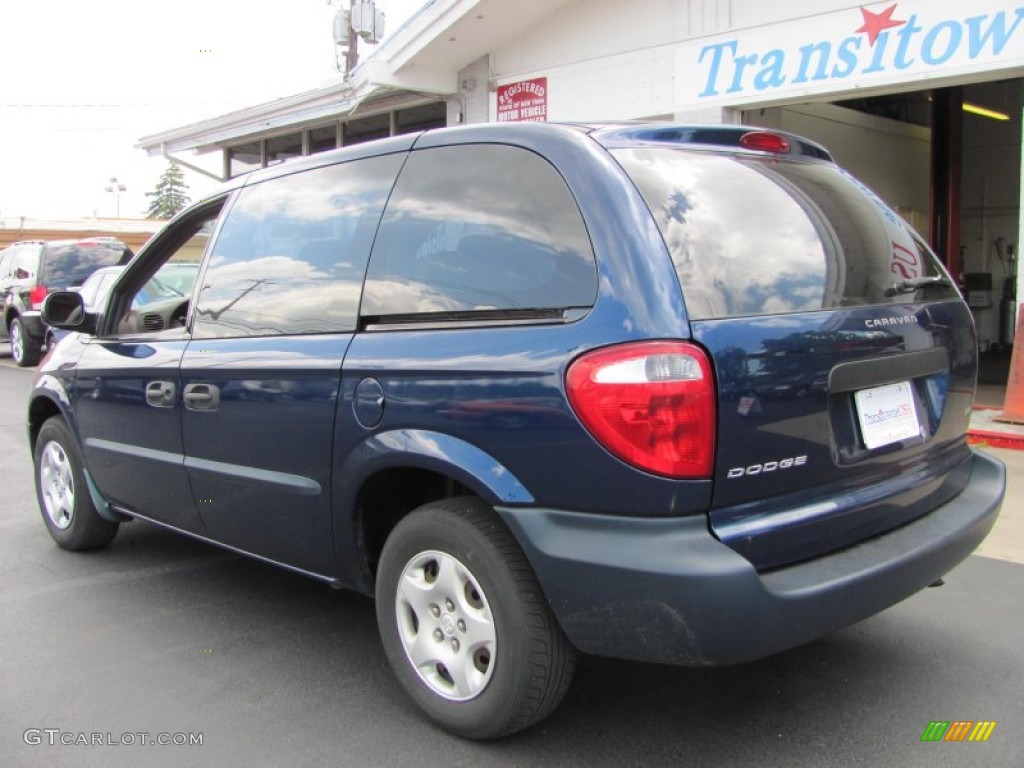2002 Caravan SE - Patriot Blue Pearl / Taupe photo #2