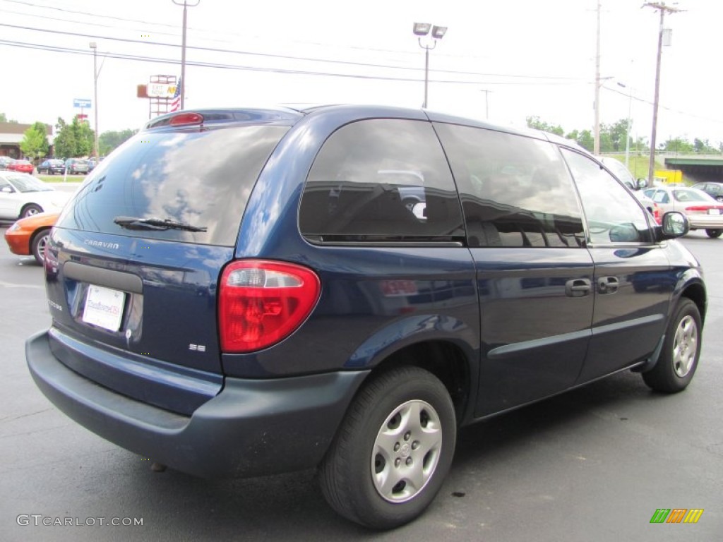 2002 Caravan SE - Patriot Blue Pearl / Taupe photo #14