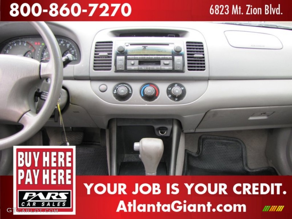 2004 Camry LE - Black / Stone photo #9