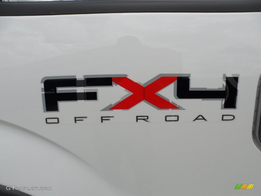 2011 F150 FX4 SuperCrew 4x4 - Oxford White / Black photo #21