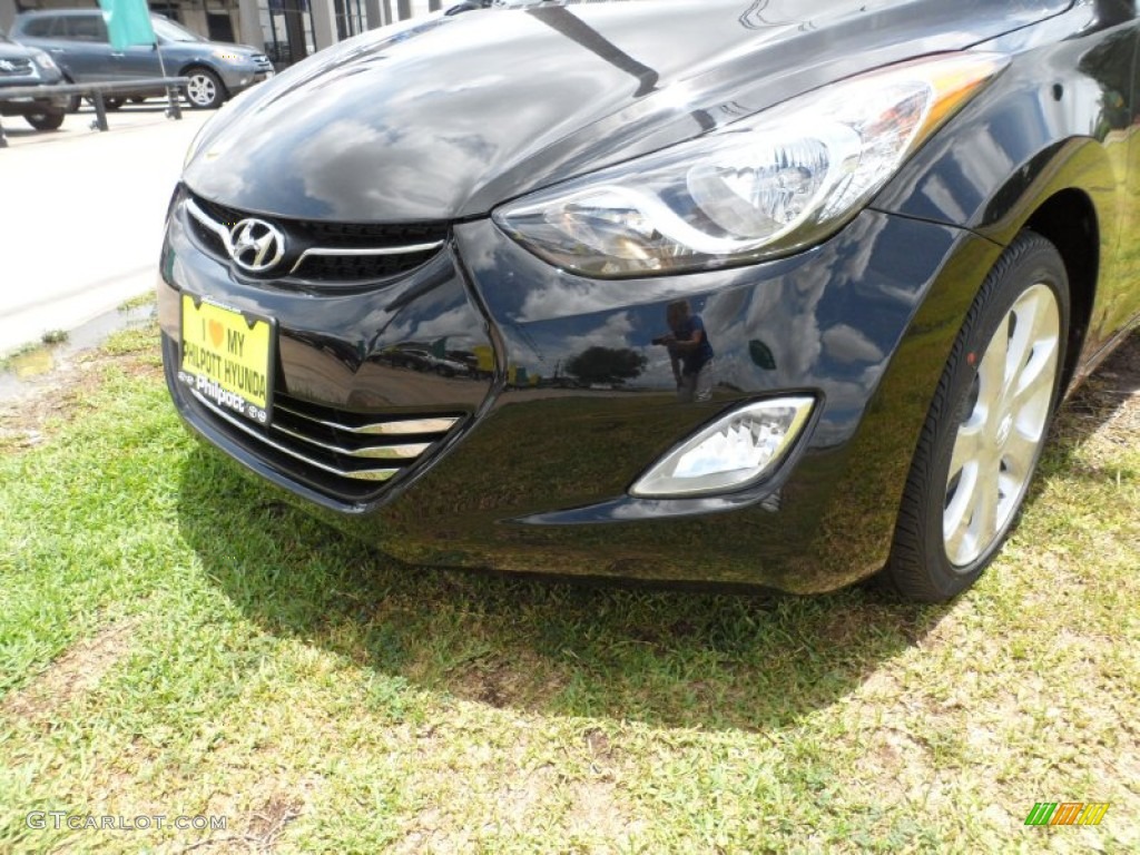 2012 Elantra Limited - Midnight Black / Beige photo #10